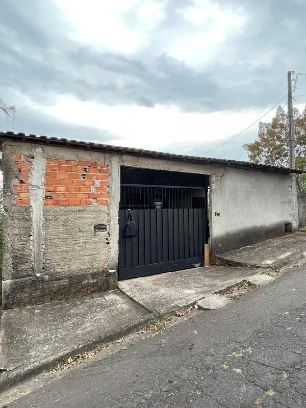 Grande oportunidade — Casa no Parque das Fontes, Aguas de Lindoia - SP, Nº 180, 416m² | Venda Direta Online