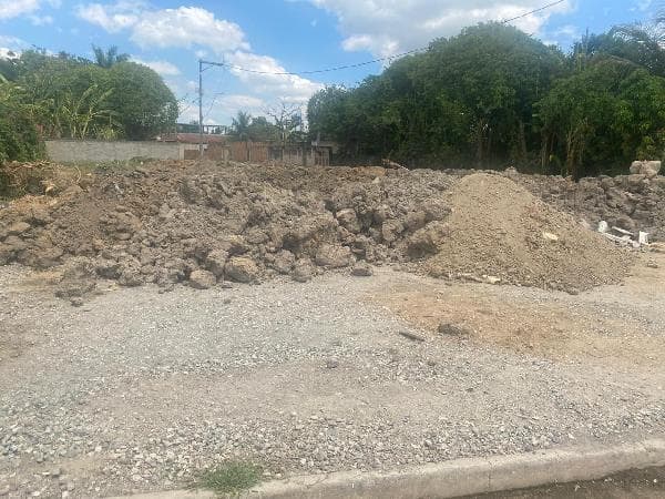 Excelente oportunidade — Prédio no Campo Alegre, Queimados - RJ, Nº 995, 2 quartos, 46,47m² | Venda Direta Online