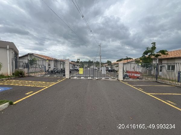 Imóvel com ótimo custo — Casa no Vila America, Votuporanga - SP, Nº 1553, 2 quartos, 1 vaga, 138,32m² | Venda Direta Online