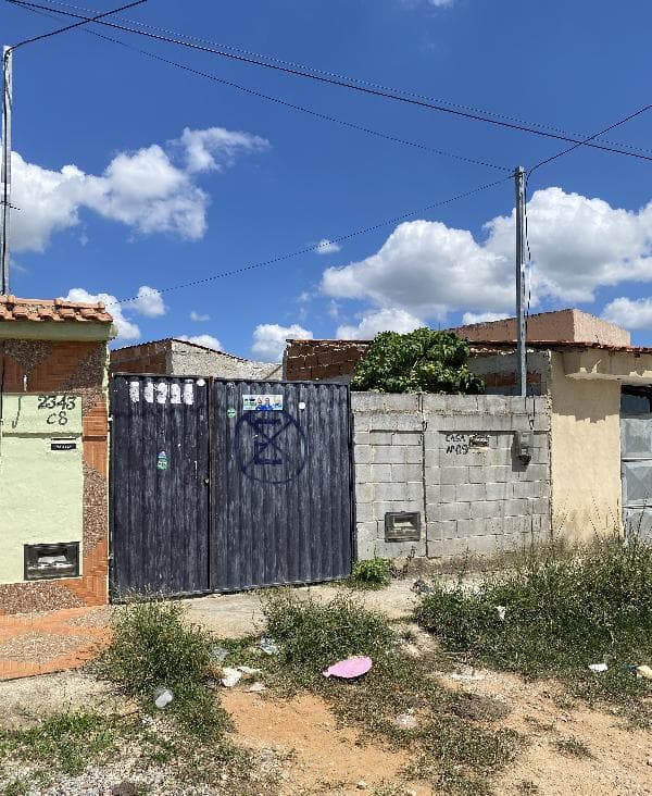 Imóvel com grande valor — Casa no Jardim Queimados, Queimados - RJ, Nº 2343, 1 quarto, 36,3m² | Venda Direta Online