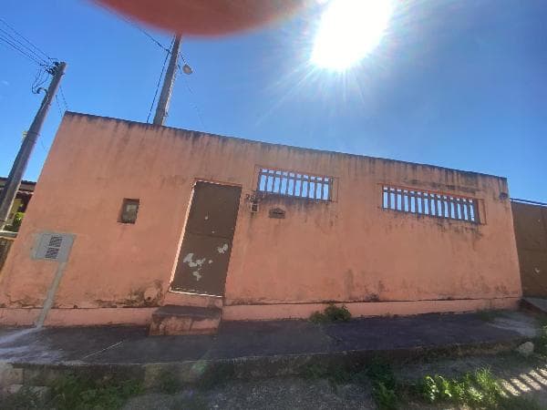Imóvel com excelente localização — Casa no Areal, Araruama - RJ, Nº 287, 2 quartos, 374m² | Venda Direta Online