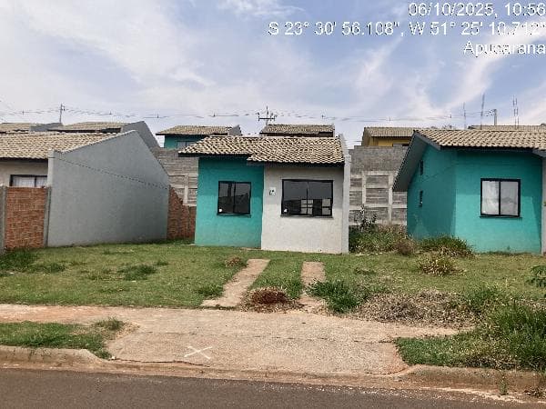 Excelente oportunidade — Casa no Conjunto Habitacional Solo Sagrado, Apucarana - PR, Nº 806, 2 quartos, 1 vaga, 180,2m² | Venda Direta Online