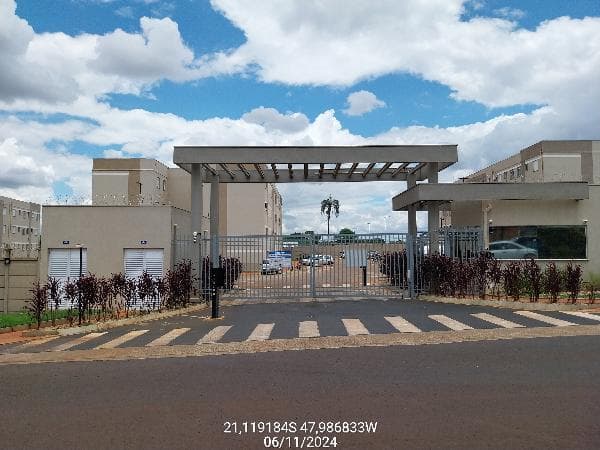 Imóvel em local estratégico — Apartamento no Jardim Esmeralda, Sertaozinho - SP, Apto 32, 2 quartos, 1 vaga, 43,06m² | Venda Online